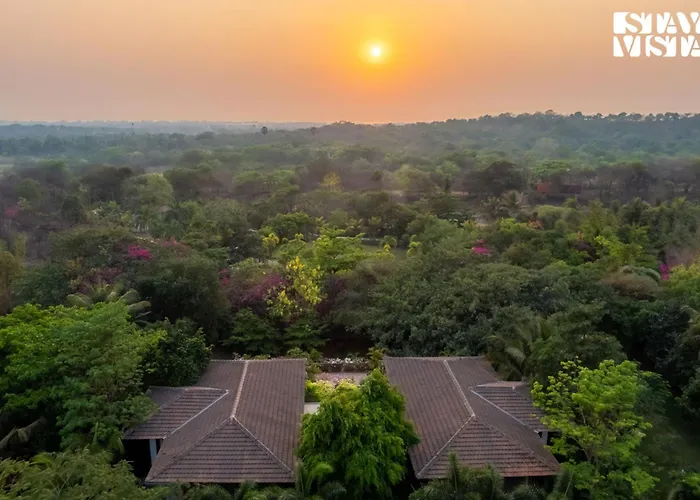 Magnolia Villa By Vieda - Part Of Stayvista Alibag